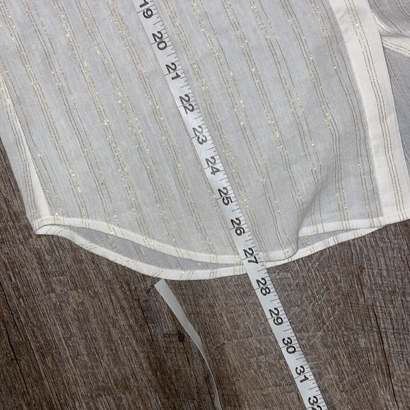 Chico’s Cream with Metallic Gold Stripe Cold Shoulder Long Sleeve Button Blouse - Picture 15 of 16